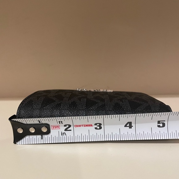 NWT Michael Kors Snap Wallet Men’s/Womens. Wallet - Picture 3 of 9